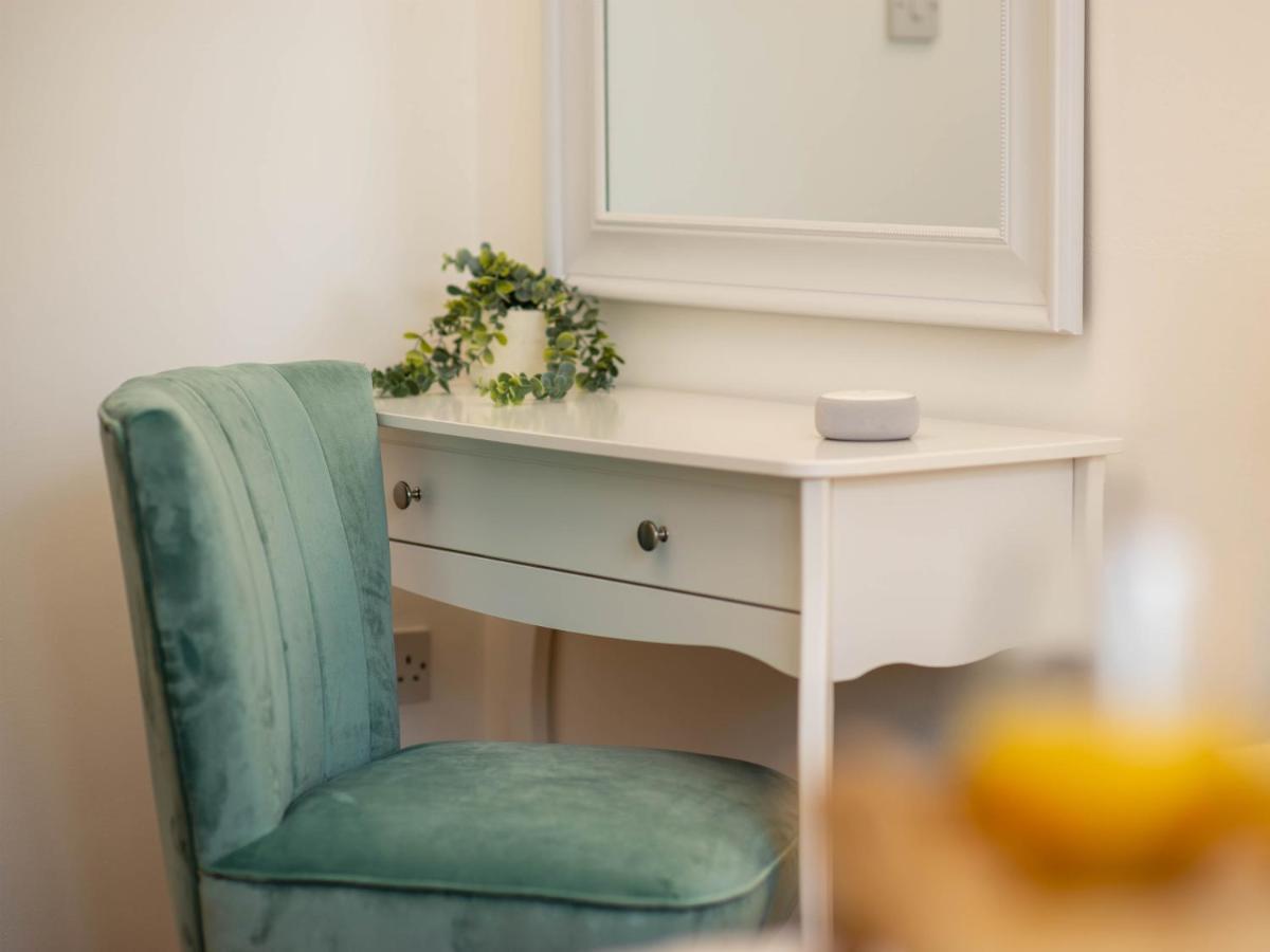 Vibrant City Centre - King Bed, Entire Apartment CBG Εξωτερικό φωτογραφία